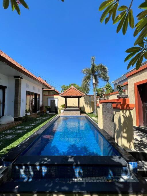 Villa Danielle Seminyak Exteriör bild