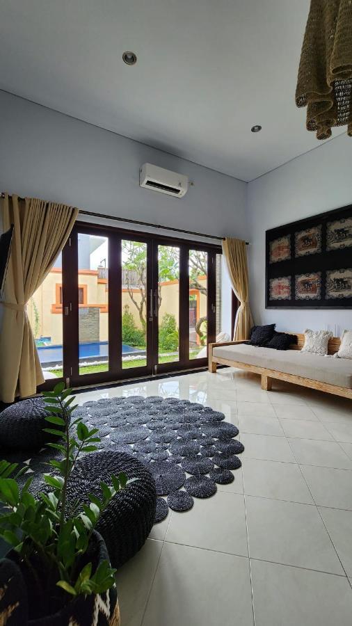Villa Danielle Seminyak Exteriör bild