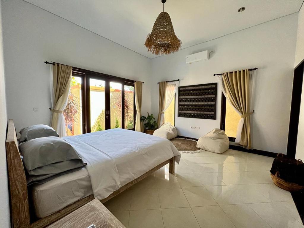 Villa Danielle Seminyak Exteriör bild