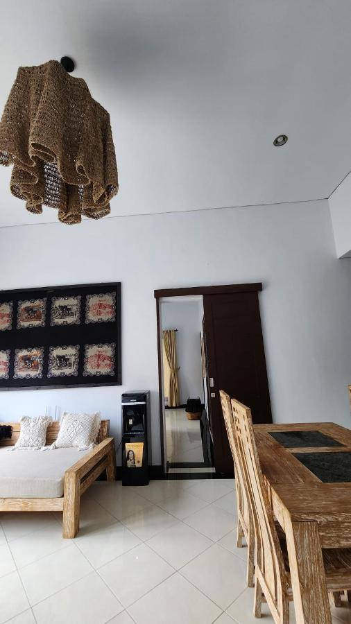 Villa Danielle Seminyak Exteriör bild