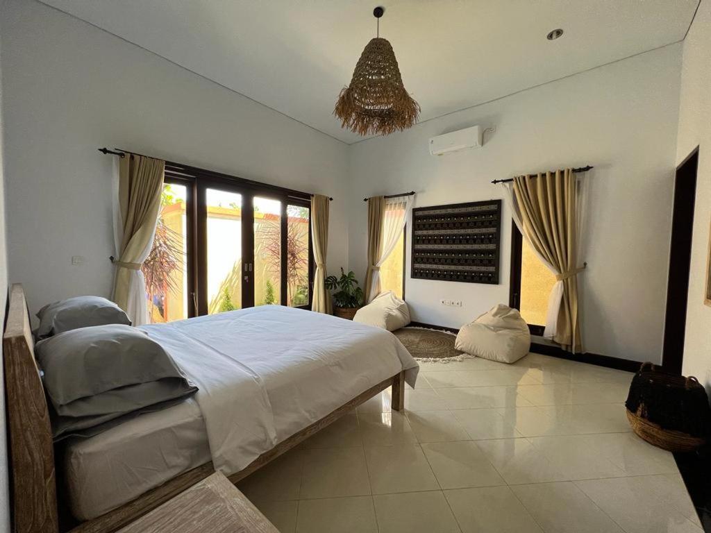 Villa Danielle Seminyak Exteriör bild