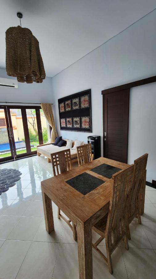 Villa Danielle Seminyak Exteriör bild