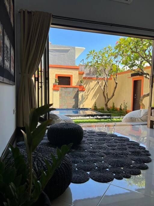 Villa Danielle Seminyak Exteriör bild